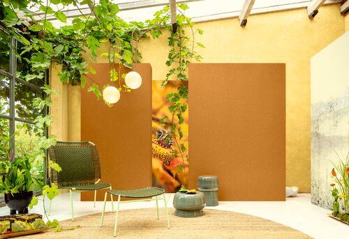 Wohnraum mit Caparol-Trendfarbe